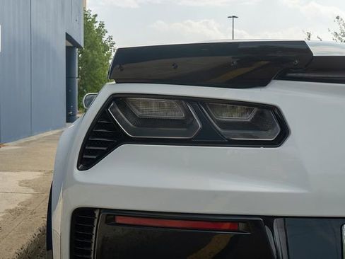 Used 2019 Chevrolet Corvette Z06 image 11