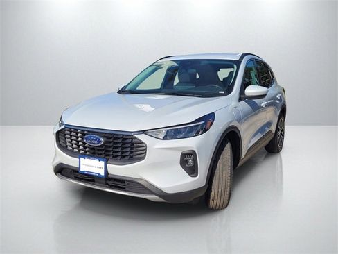New 2025 Ford Escape SE image 8
