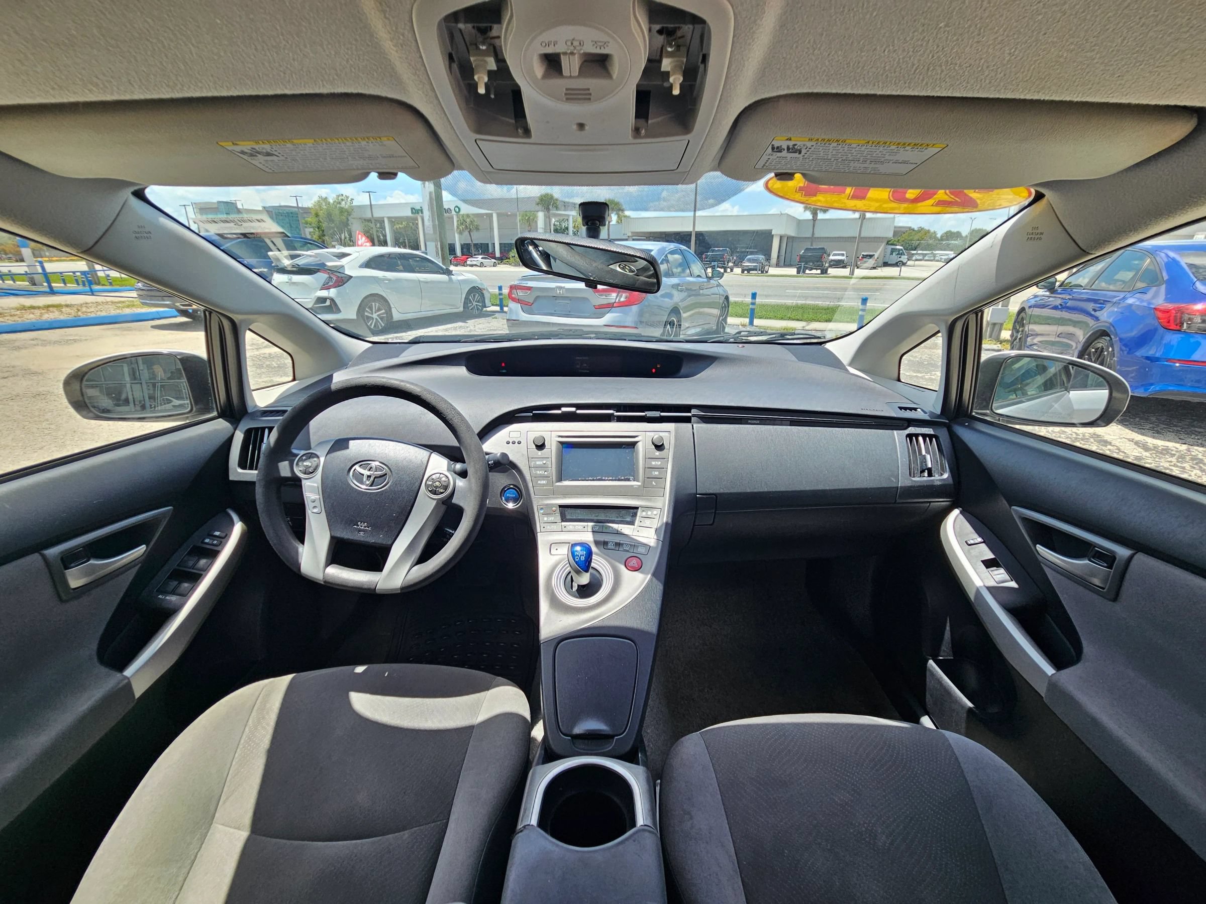 Used 2014 Toyota Prius Two FWD image 10