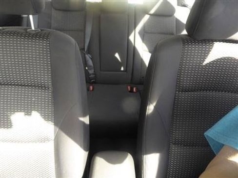 Used 2010 Hyundai Elantra GLS FWD image 14