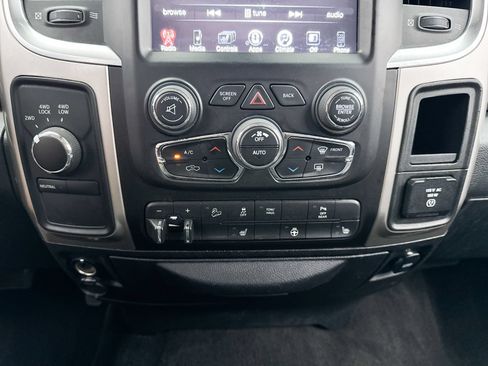 Used 2017 RAM 2500 Big Horn AWD/4WD image 25