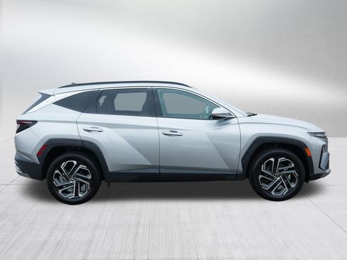 Certified 2025 Hyundai Tucson Limited image 8