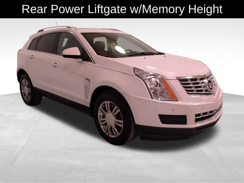Used 2015 Cadillac SRX Luxury image 2