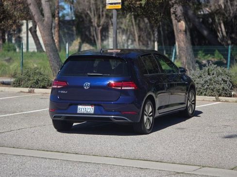 Used 2017 Volkswagen e-Golf SEL Premium image 8