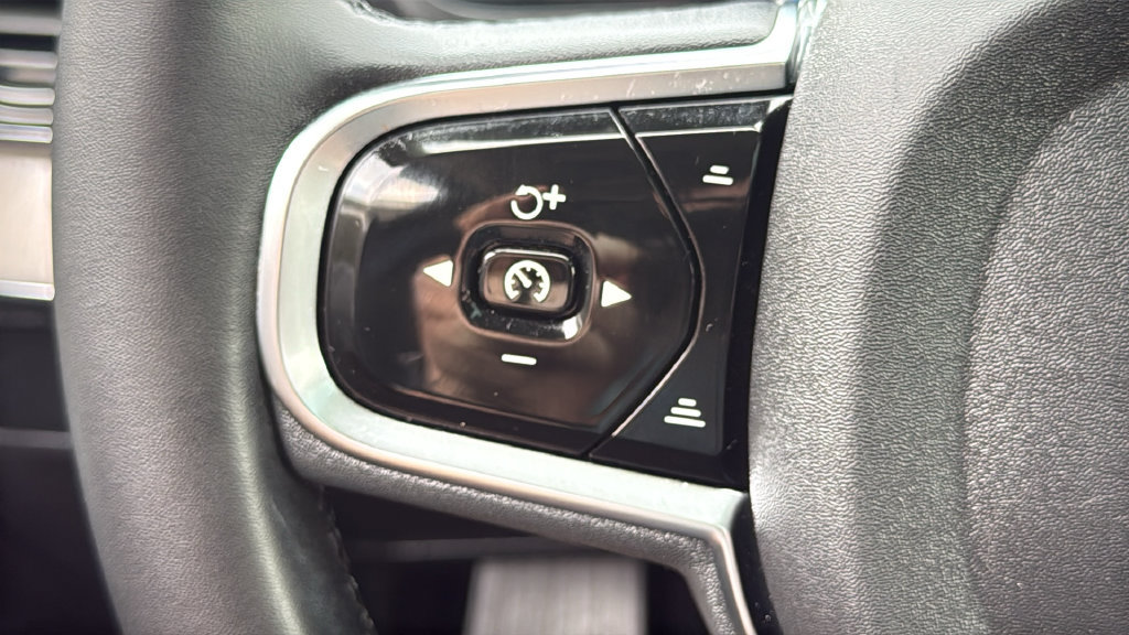 Certified 2024 Volvo XC90 T8 Ultimate AWD/4WD image 15