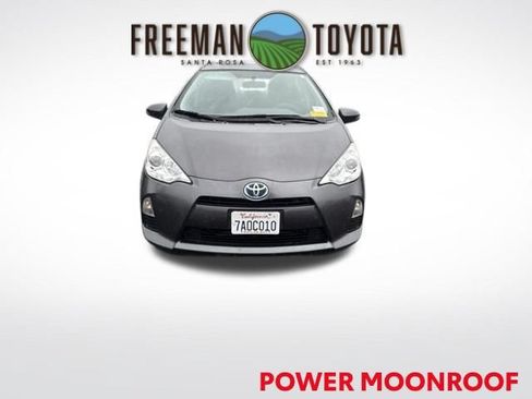 Used 2013 Toyota Prius C Three FWD image 3