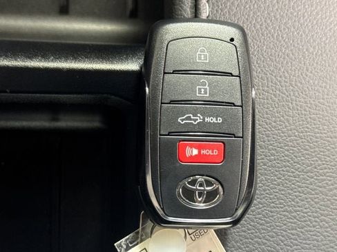 New 2026 Toyota Tundra Limited AWD/4WD image 37