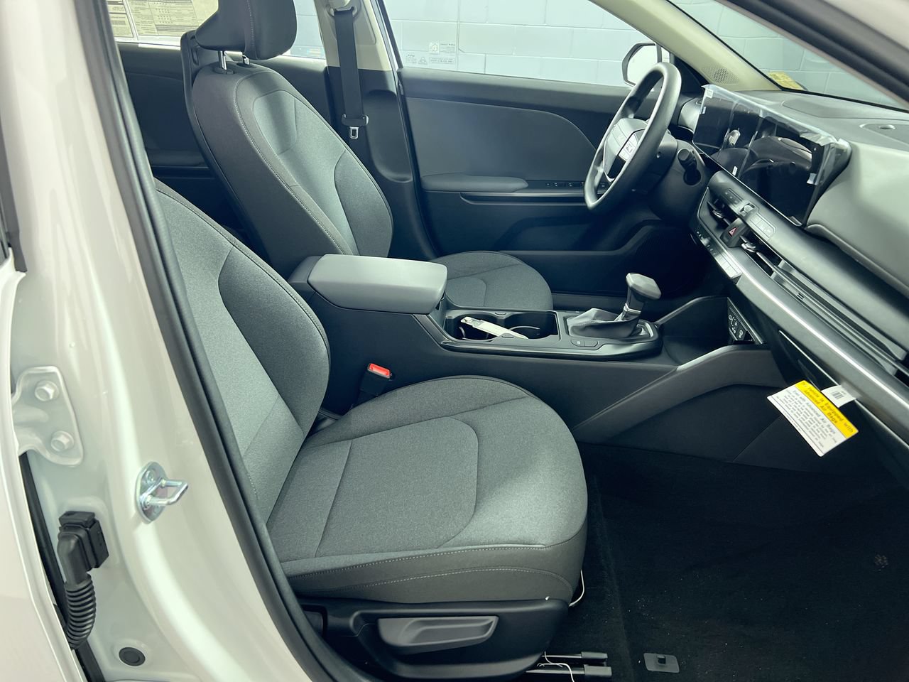 New 2026 Kia K4 FWD image 30