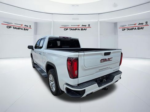 Used 2022 GMC Sierra 1500 Denali AWD/4WD image 4