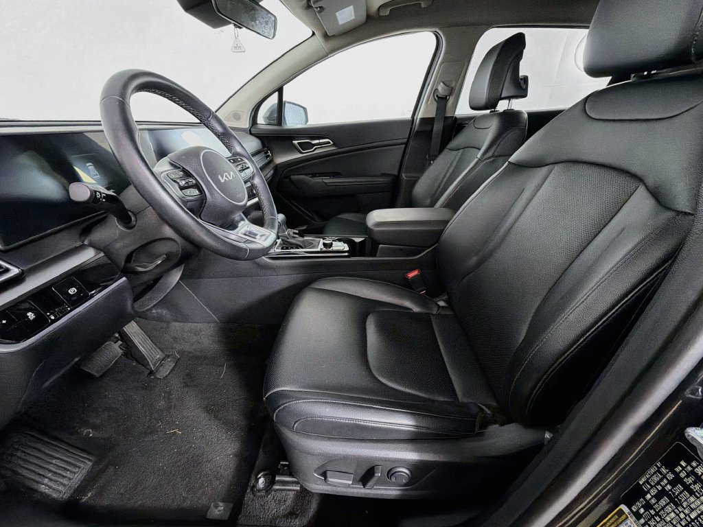 Used 2024 Kia Sportage EX AWD/4WD image 21