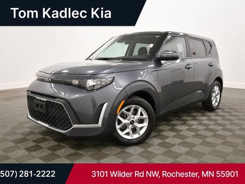 Certified 2025 Kia Soul LX w/ LX Technology Package FWD image 1