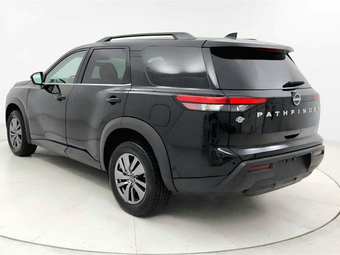 Used 2025 Nissan Pathfinder SV AWD/4WD image 3