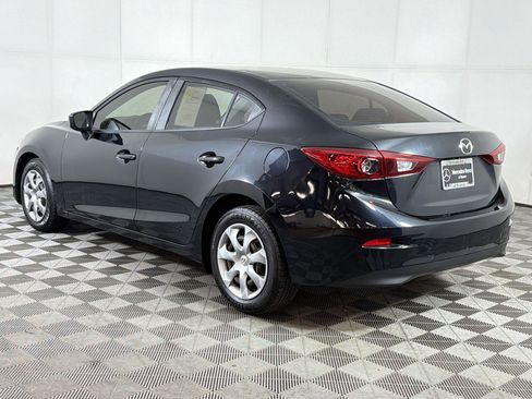 Used 2016 MAZDA MAZDA3 i Sport image 3