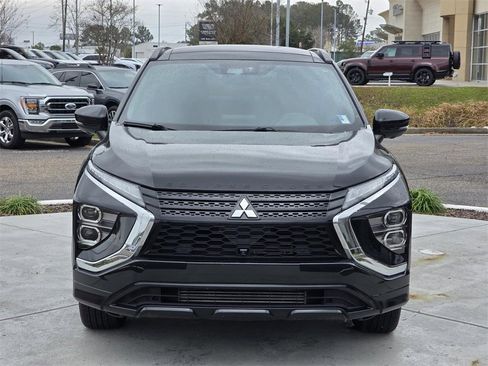 Used 2022 Mitsubishi Eclipse Cross SEL image 2