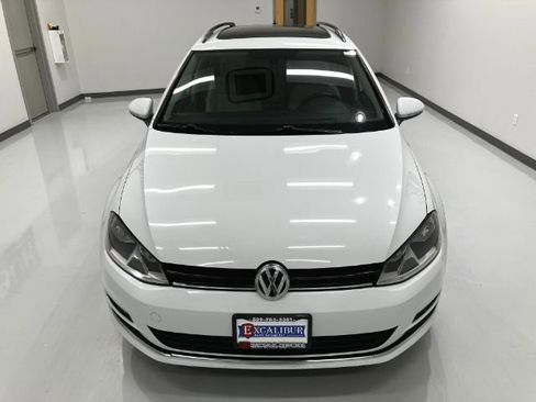 Used 2015 Volkswagen Golf TDI SE image 4