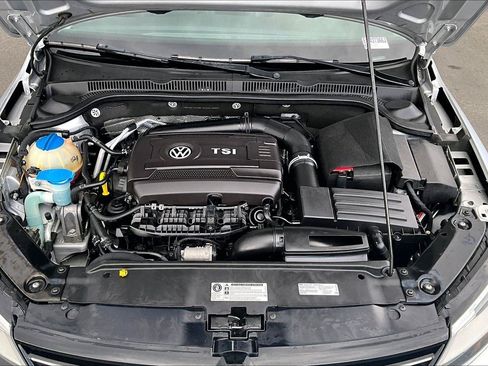Used 2014 Volkswagen Jetta SE FWD image 28