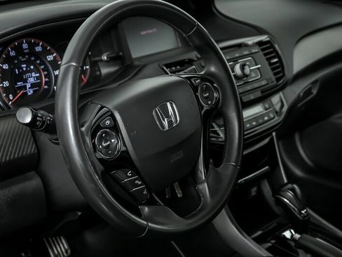 Used 2016 Honda Accord Sport image 20