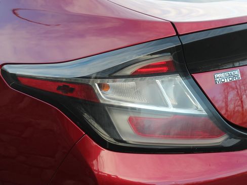 Used 2019 Chevrolet Volt LT w/ Power Convenience Package FWD image 43