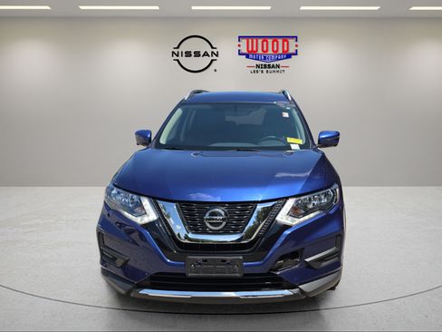 Used 2018 Nissan Rogue SV w/ Premium Package AWD/4WD image 6