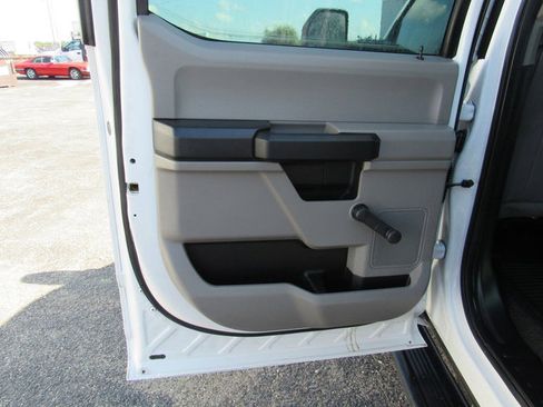 Used 2017 Ford F550 2WD Crew Cab Super Duty image 36
