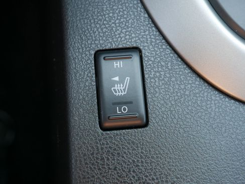 Used 2012 Nissan Rogue SL AWD/4WD image 28