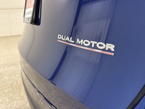 Used 2023 Tesla Model Y Performance image 20