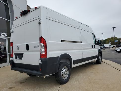 Used 2025 RAM ProMaster 2500 image 4