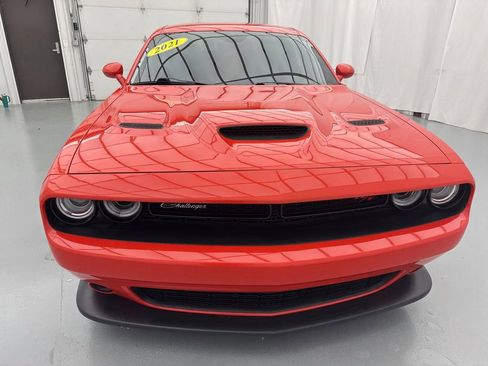 Used 2021 Dodge Challenger R/T Scat Pack RWD image 2