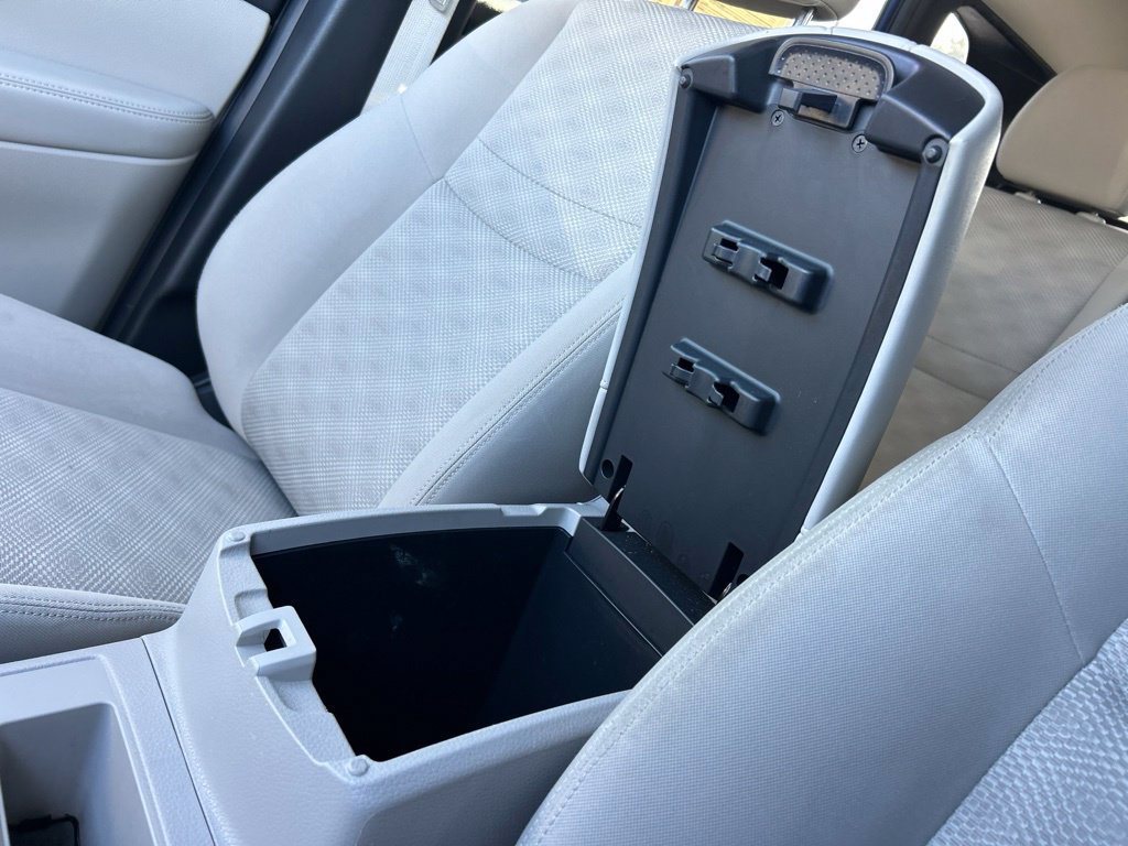 Used 2019 Nissan Rogue Sport SV FWD image 38