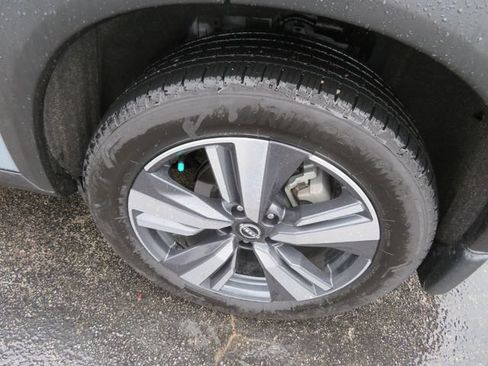Used 2023 Nissan Rogue SL w/ SL Premium Package FWD image 10