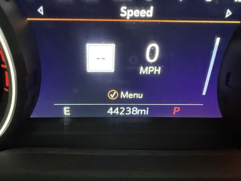 Used 2022 Chevrolet Silverado 1500 High Country w/ Technology Package image 19