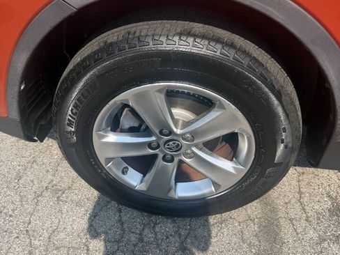 Used 2015 Toyota RAV4 XLE AWD/4WD image 13