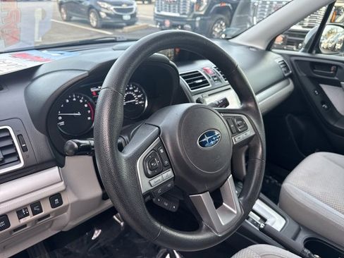 Used 2018 Subaru Forester 2.5i Premium image 23