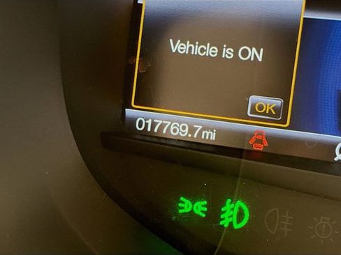 Used 2024 Ford Edge ST-Line image 12