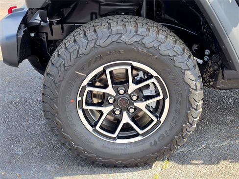 New 2026 Jeep Wrangler Unlimited Rubicon AWD/4WD image 42