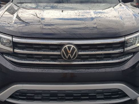 Used 2020 Volkswagen Atlas Cross Sport SE w/ Panoramic Sunroof Package image 10