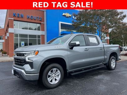 New 2025 Chevrolet Silverado 1500 LT