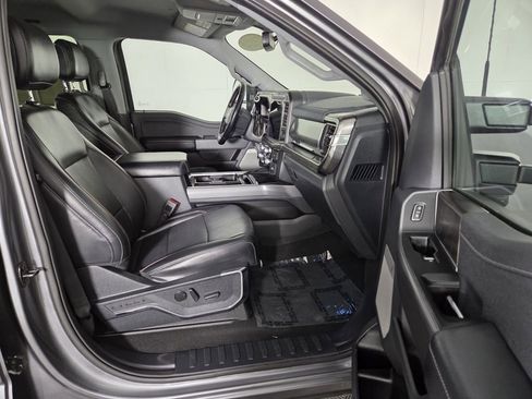 Used 2024 Ford F250 Lariat image 28