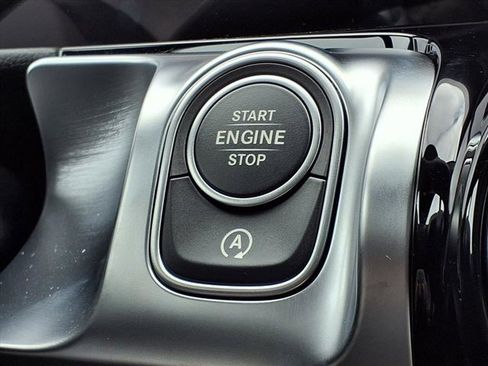 New 2026 Mercedes-Benz GLB 250 image 25