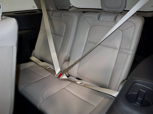 Used 2023 Lincoln Aviator Reserve w/ Class IV Trailer Tow Package image 26