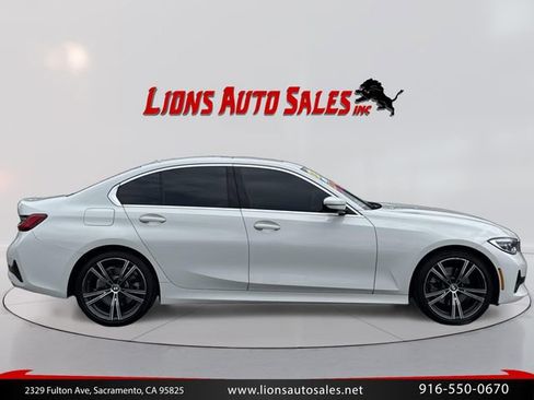 Used 2020 BMW 330i Sedan w/ Convenience Package RWD image 4
