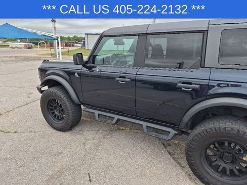 Used 2021 Ford Bronco Black Diamond AWD/4WD image 4