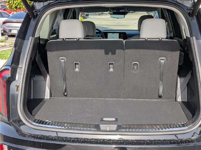 Certified 2025 Kia Telluride SX Prestige AWD/4WD image 13