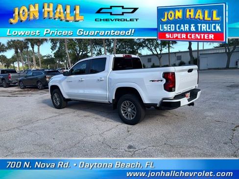 Used 2024 Chevrolet Colorado LT w/ LT Convenience Package II image 8
