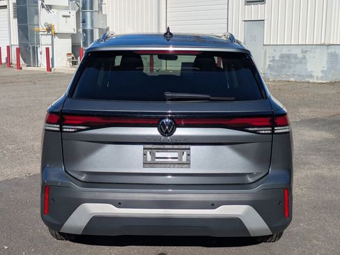 New 2026 Volkswagen Tiguan S image 5