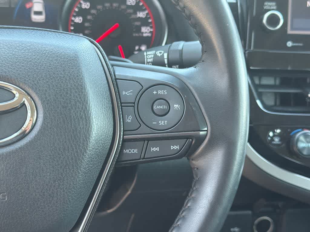Used 2022 Toyota Camry XSE FWD image 23
