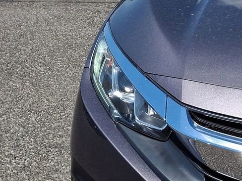 Used 2018 Honda Civic EX-T image 28