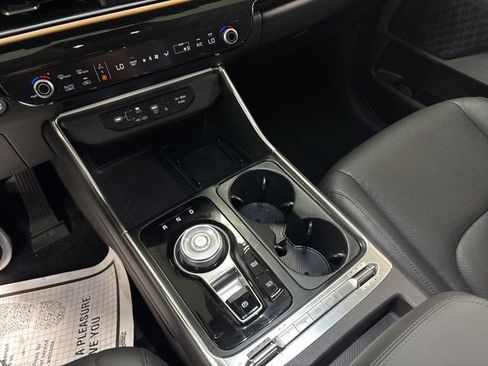 Used 2025 Kia Carnival SX Prestige FWD image 20
