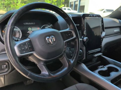 Used 2023 RAM 1500 Big Horn AWD/4WD image 8