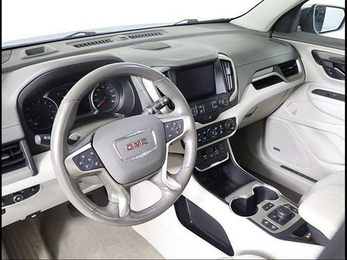 Used 2020 GMC Terrain Denali w/ Denali Premium Package FWD image 6